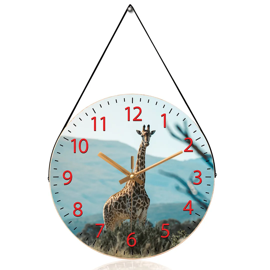 Beautiful giraffe wall clock