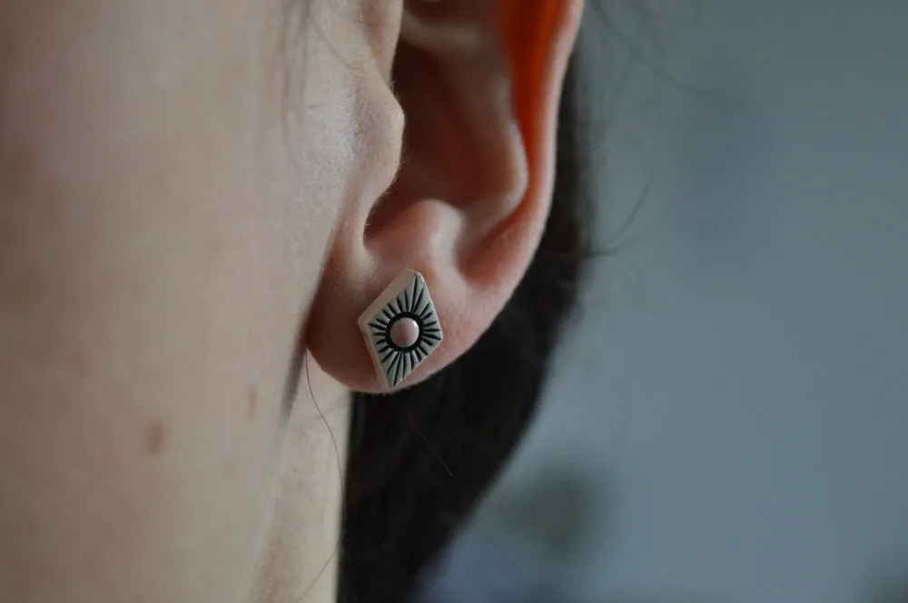 Geometric ceramic stud earrings - rhombus