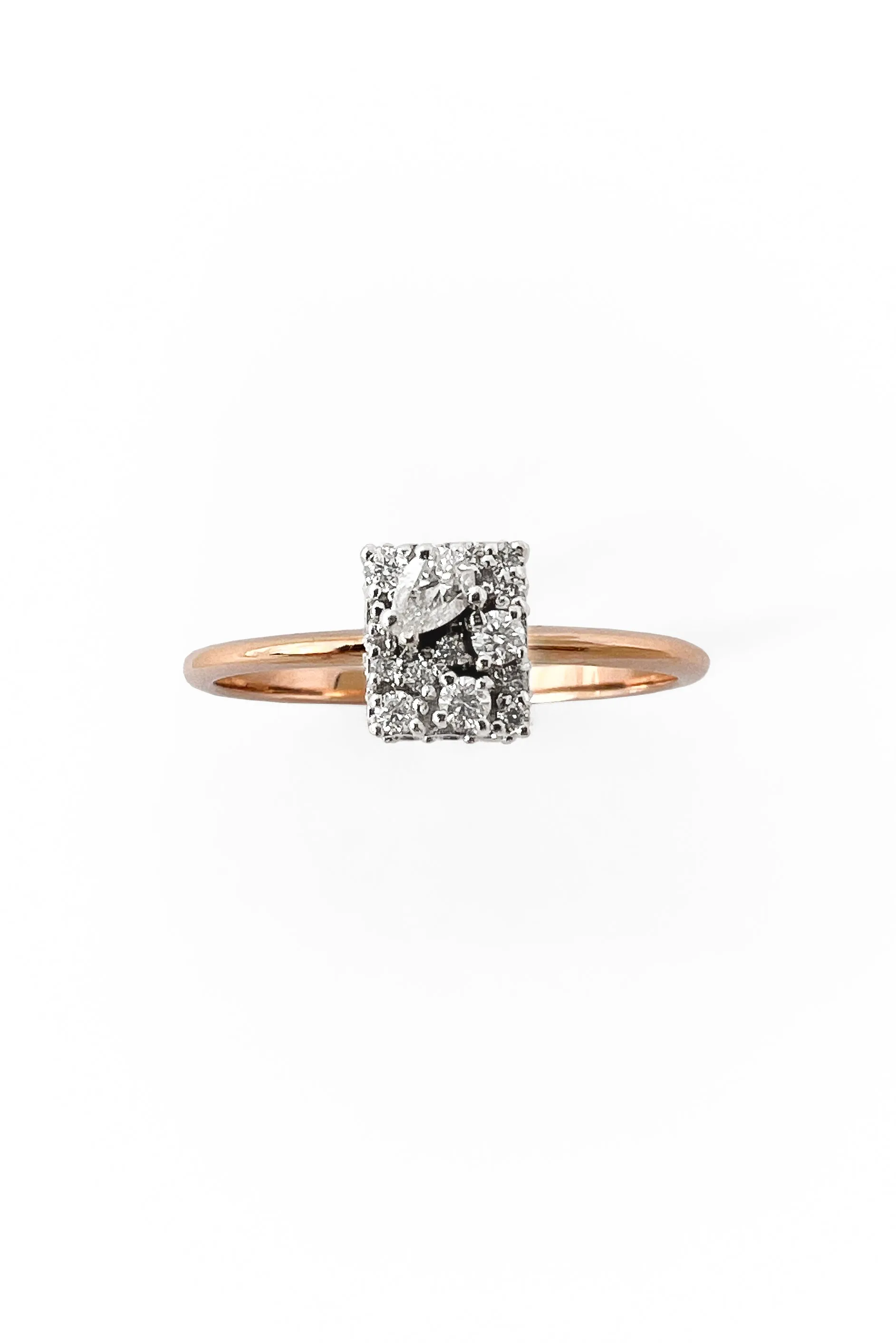 Mount Diamonds gold ring