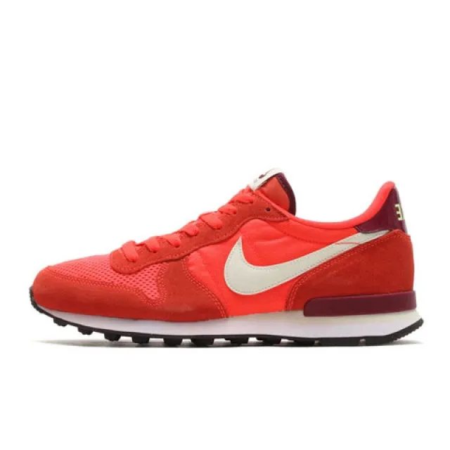 Nike Internationalist  